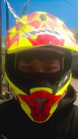Helem trail bagus