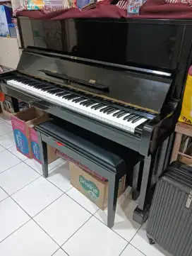 Piano U1 Ori Japan