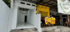 Kios di jalan Pekayon Galaxy Bekasi