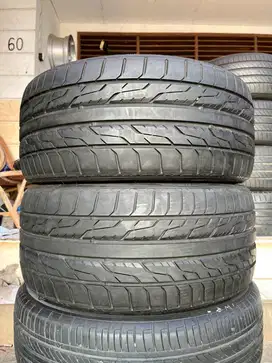 Ban Toyo DRB 245 35 r19 2Pcs