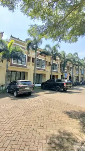Ruko teras bali bubakan Semarang