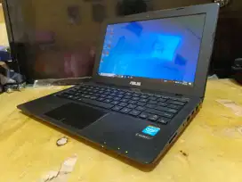 Laptop Asus X200MA Intel Celeron N2840 Ram 2Gb Ssd 128Gb Siap Pakai