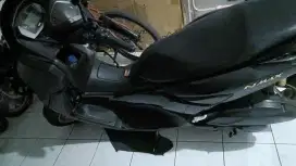 NMax new 2020 warna hitam