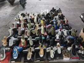 SEPATU BARANG GUDANG BARU BUKAN SECOND BISA BORONGAN ORIGINAL CONVERSE