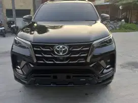 Toyota fortuner Gr 2.8 [2022]