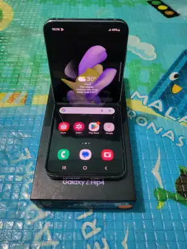 Jual cepat samsung z flip 4 ram 8/128 fullset resmi