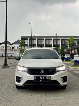 Istimewa Honda City RS Hatchback Sensing AT 2022 Putih obat ganteng