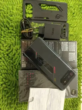 Asus rog phone 6 8/256 mulus