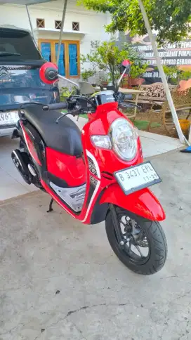 Bissmillah dijual motor Honda Scoopy sporty 2019