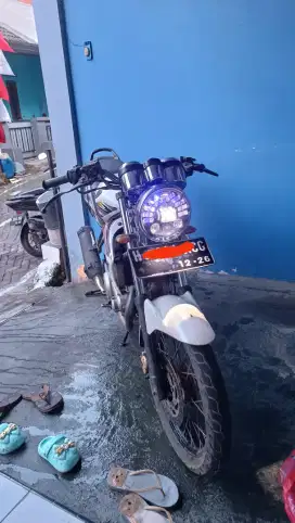 Yamaha Vixion 2011 lampu lancip