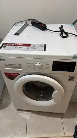 Mesin cuci LG 8kg