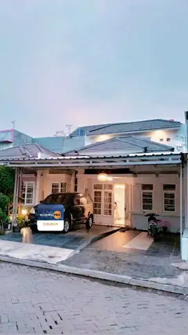 Dijual Rumah cantik Siap Huni 1.5 Lantai Cibubur Country Cikeas