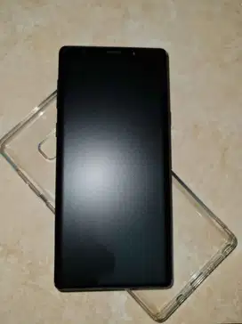 Samsung Note 9.