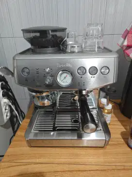 mesin kopi espresso Breville the barista express impress