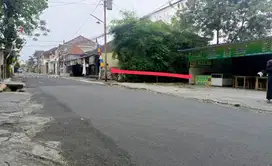 Tanah jln kaliurang km 6 dekat ugm