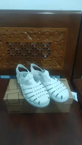Sendal Melissa New