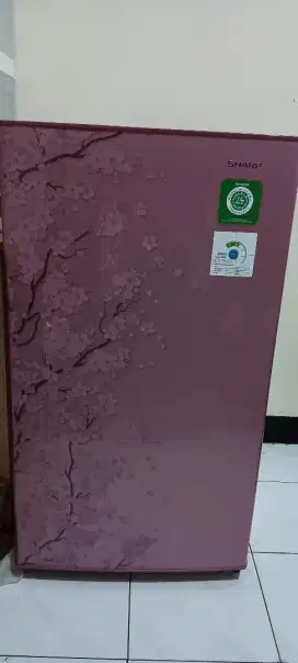Kulkas sharp 1 pintu bekas