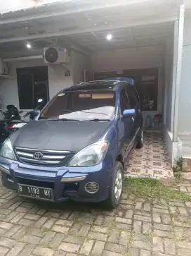 Avanza G 2004 MT