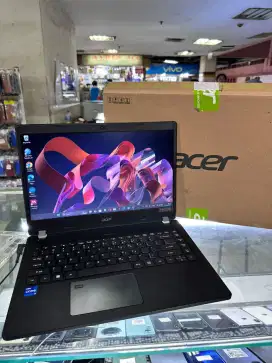 Laptop Acer Travelmate P214 core i7-11657G