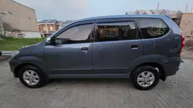 Toyota Avanza 2010 Bensin