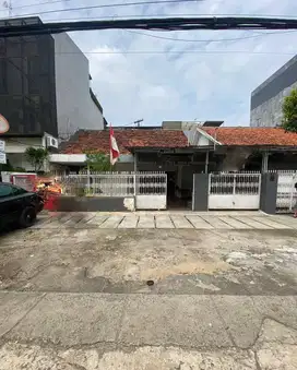 Ruang Usaha,luas cocok segala jenis usaha, Kebayorab Baru.Jaksel