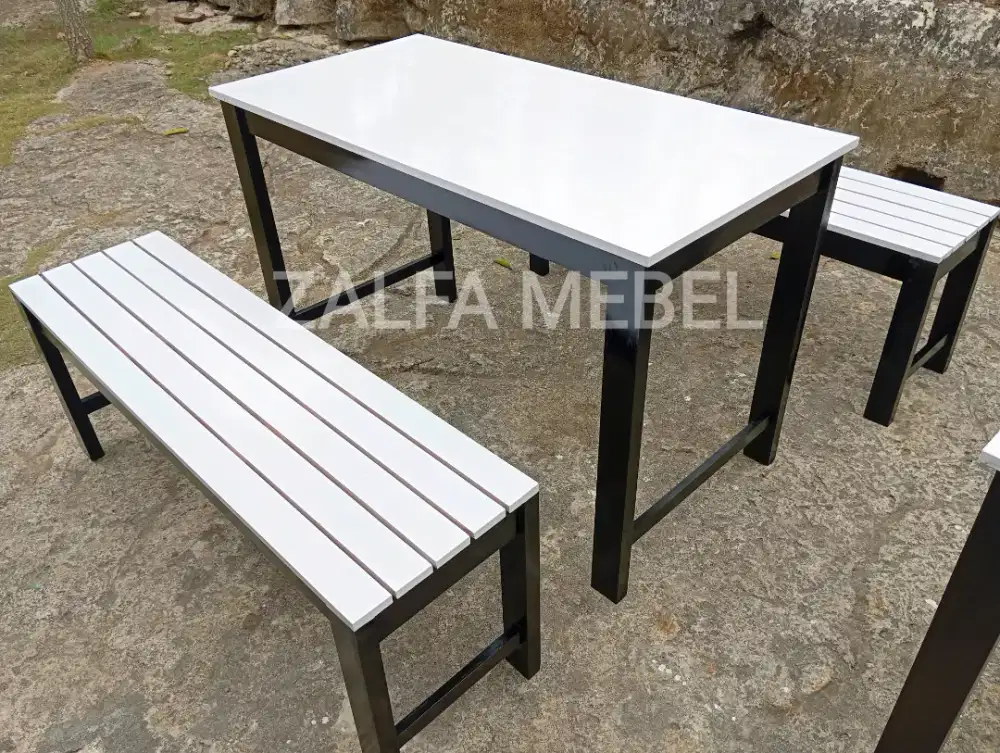 meja makan meja kursi warmindo