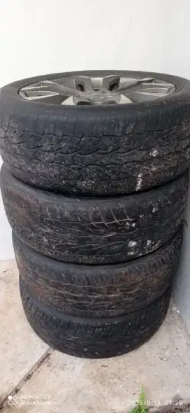 Jual ban sepasang velek
