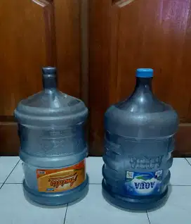 Paket Galon Aqua dan Amidis Bekas, Bahan Tebal, Gak Bocor