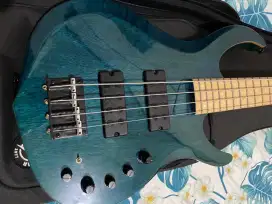 Bass sire M2 4 strings