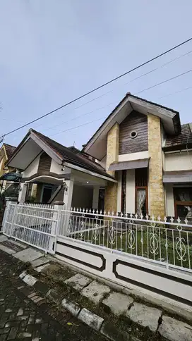 JUAL CEPAT RUMAH DI KOMPLEK ARCAMANIK JLN AH NASUTION BANDUNG