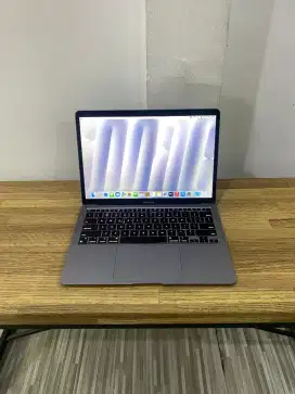 SSD 512GB, Macbook Air M1 Ram 8GB Fungsi Normal Semua