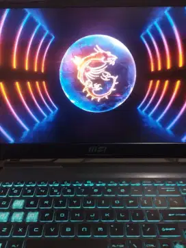 MSI Cyborg i7 RTX 4060 gen 12