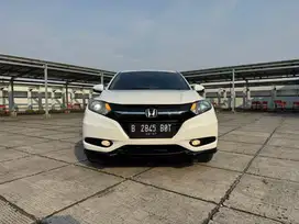 Honda HRV E 2017 (Kondisi Seger Dijamin)