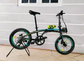Sepeda lipat merek exotic explorer alloy uk'20 hrg 1,2 jt net