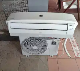 AC Sharp 1/2pk Inverter eco / bisa tukar tambah