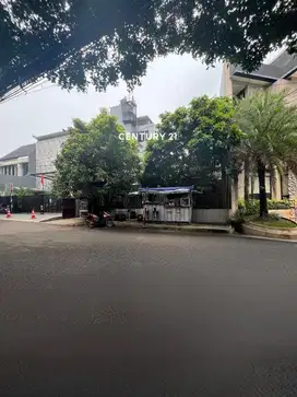 Dijual Rumah Di Lokasi Yang Sangat Strategis Di Kebayoran Baru