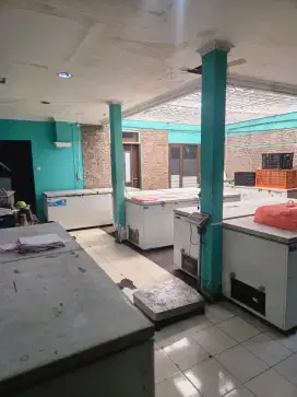 Rumah cocok untuk Gudang di Abdurahman Saleh