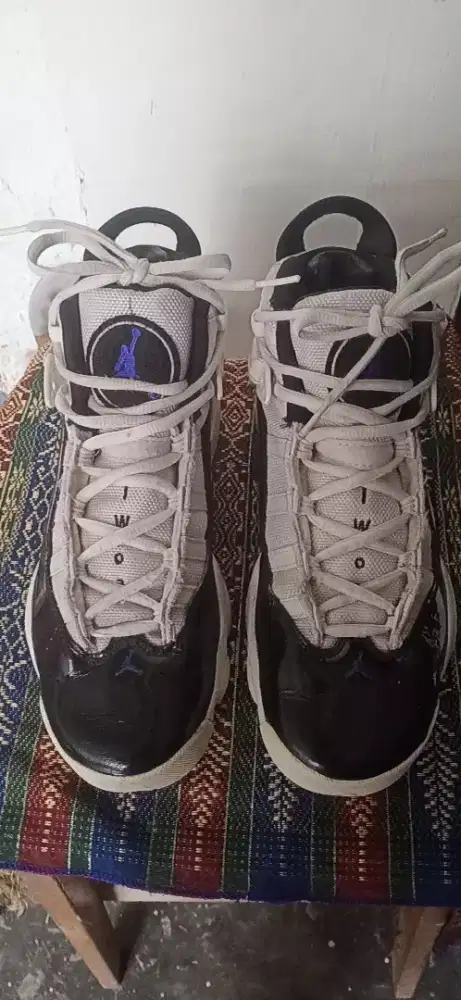 Sepatu sneaker air jordan