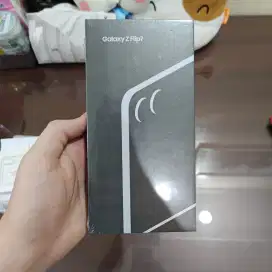 Samsung Galaxy Z Flip 7 Jet Black 12/512GB BNIB