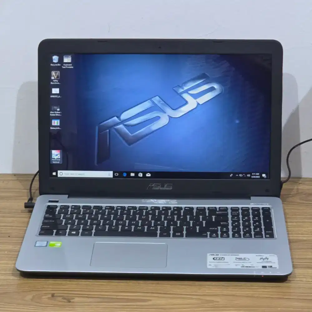 laptop Asus X556jb intel core i7 8 256gb nvidia 2gb murmer