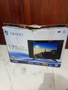 Jual cepat tv LED. Digital 17inchi. Baru. Merck grado.