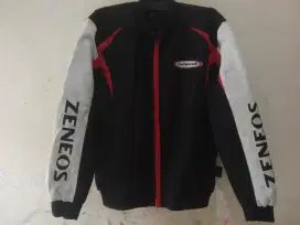 Jaket Zeneos original