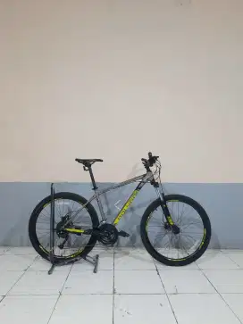 POLYGON PREMIER 5 TAHUN 2022