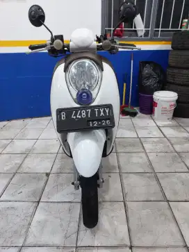 DIJUAL CASH HONDA SCOOPY KARBURATOR 110 THN 2010 PAJAK IDUP SIAP GAS