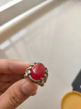 Batu cempaka merah