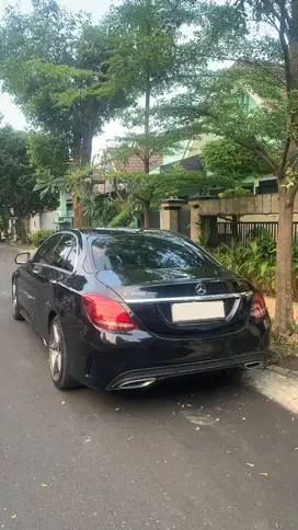 Mercedes-Benz C250 2015 Bensin