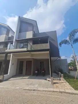Rumah 3Lantai Hook Survey Jamin Suka at Astelia Bintaro