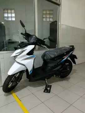 HONDA BEAT CBS WHITE