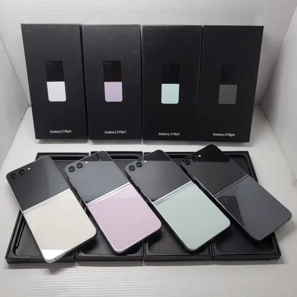 SAMSUNG GALAXY Z FLIP 5 256 FULLSET MULUS  99% LIKE NEW RESMI SEIN