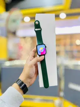 Apple Watch Series 7 45mm iBox